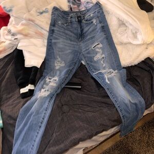 American Eagle Outfitters Women's Light Blue Ripped Skinny Jeans